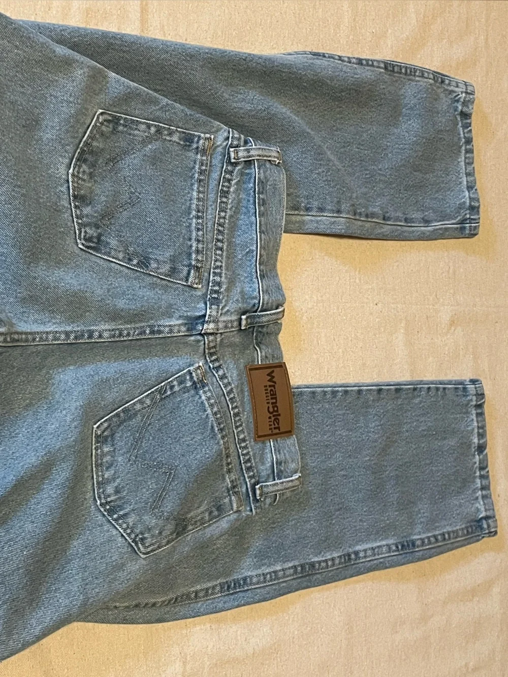 Light Blue Men's Wrangler Classic 5 pocket Straight Leg Jeans